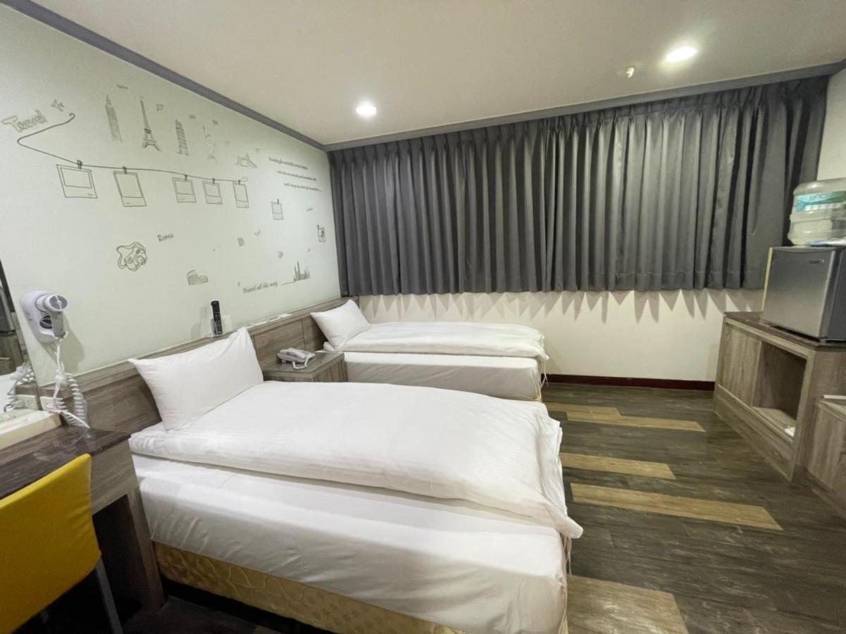 A22 Wei Lu Hotel Zhongli Buitenkant foto