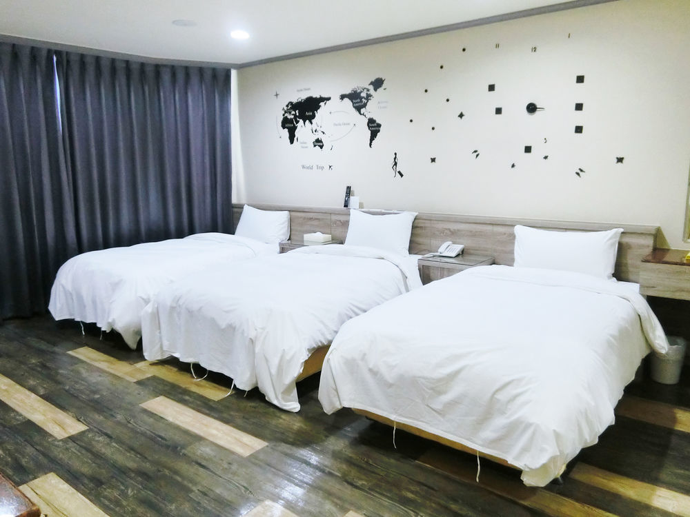 A22 Wei Lu Hotel Zhongli Buitenkant foto